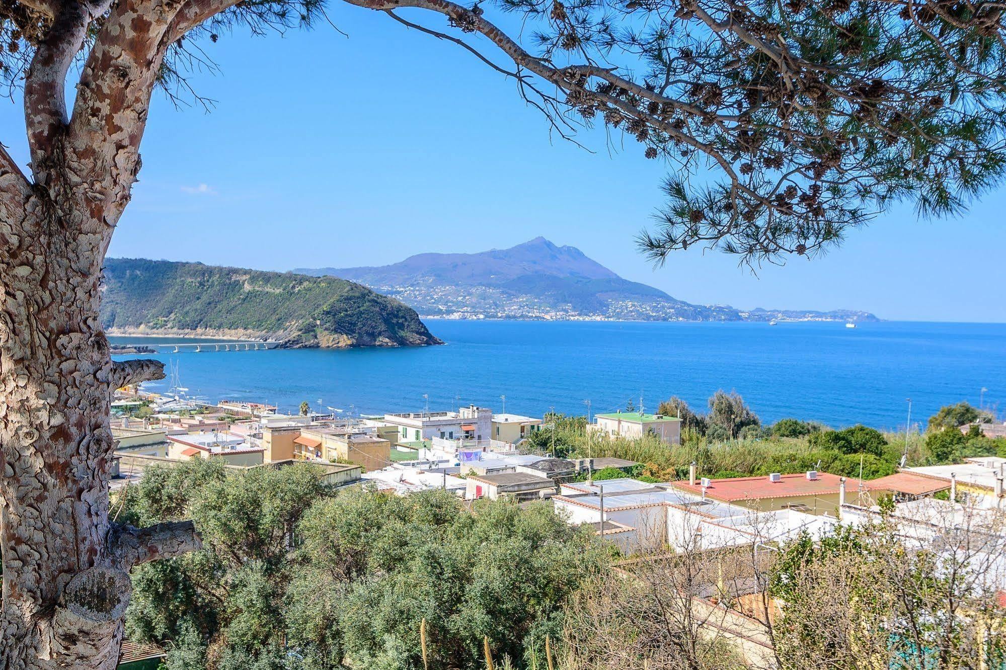 Hotel Riviera Procida Luaran gambar